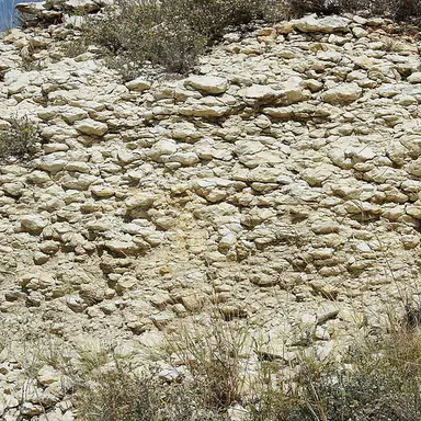 RGSP-JAN-caliche-soil-example-wikimedia-commons-Loadmaster-David-R.png