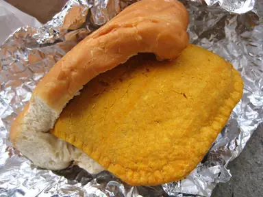 Coco_bread_wrapped_beef_patty.png