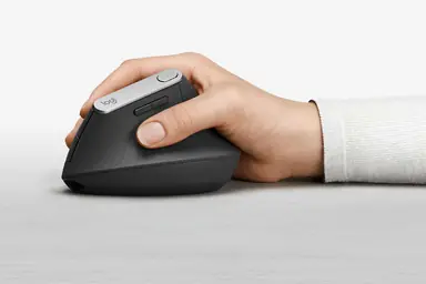 Logitech-MX-Vertical-Lifestyle-Image-1-2892047982.jpg