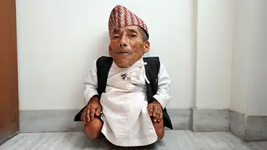 shortest-man-ever-header_tcm25-396355.png