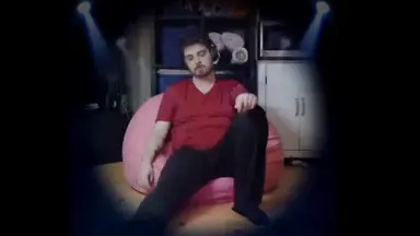 Video_01.gif