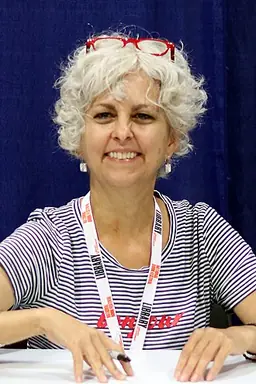 220px-2018-us-nationalbookfestival-kate-dicamillo.png