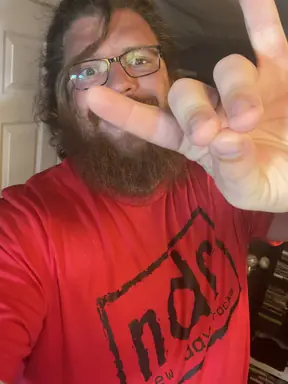 E9_moJYWEAMGm8t.png
