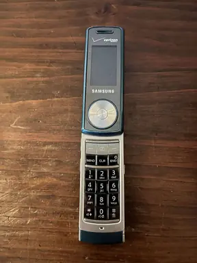 Samsung_Juke_Front.jpg