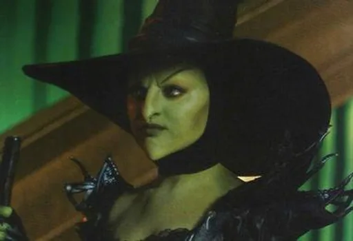 Theodora_Mila_Kunis.png