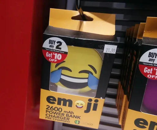 DAzKfy4UAAIHNv5.png